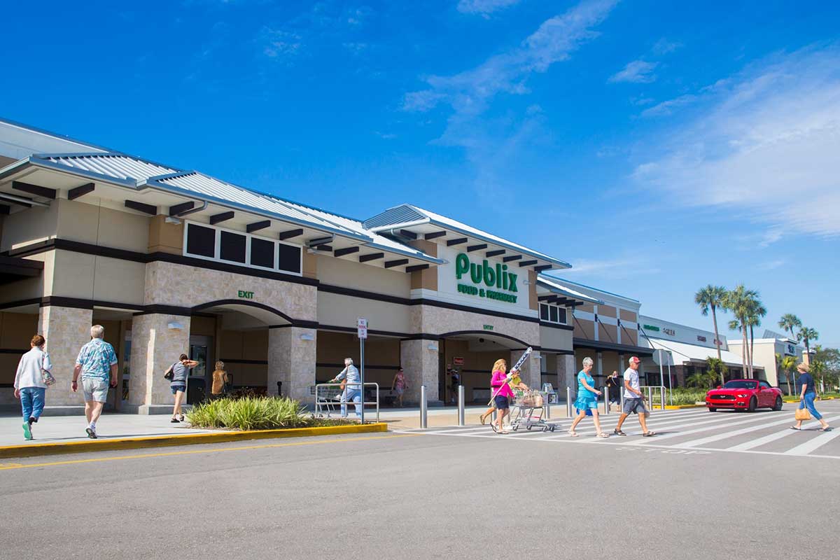 tampa shopping center plaza for lease